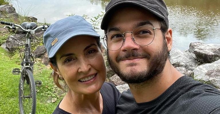 Fátima Bernardes comemora aniversário de namoro com Túlio Gadêlha: ”Nosso dia”
