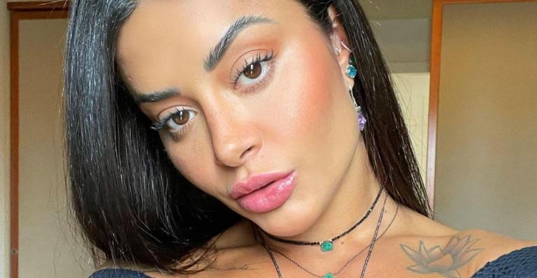 Aline Riscado compartilha cliques raríssimos com o filho e se derrete: ”Grata por ser sua mãe”
