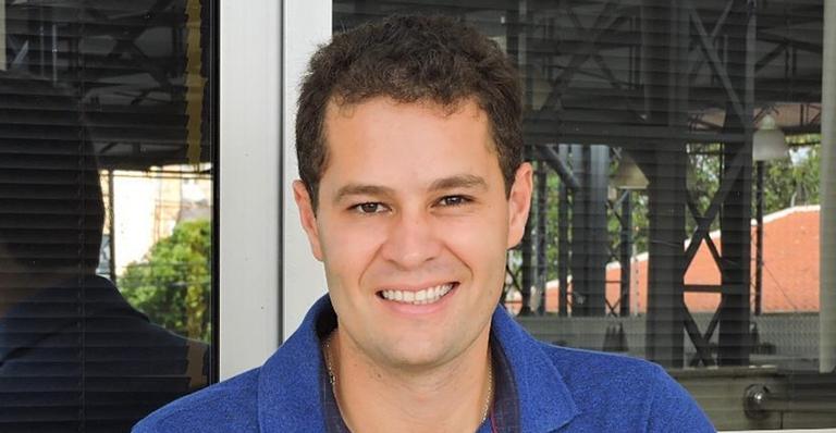 Pedro Leonardo posta lindo clique da família: ”Meu bem mais precioso”