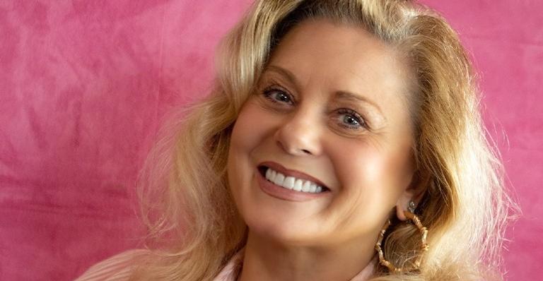 Vera Fischer posa para foto deslumbrante e arranca elogios nas redes sociais