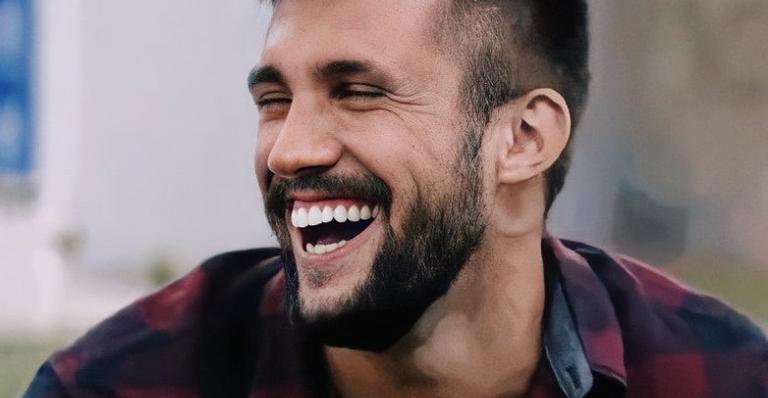 Arthur Picoli abre o coração ao falar das experiências no BBB21: ”Menino que de fato virou homem”