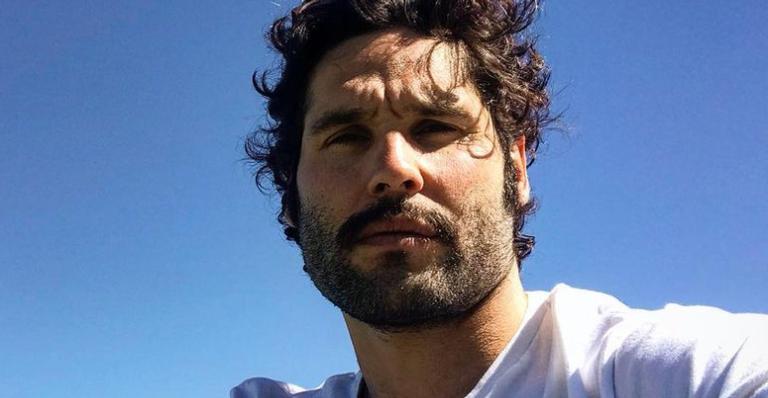 Dudu Azevedo lamenta morte de Paulo Gustavo e desabafa sobre pandemia: ”Estamos todos adoecendo”
