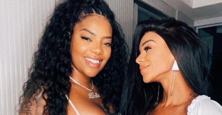Brunna Gonçalves e Ludmilla surgem usando pijamas combinando em cliques românticos