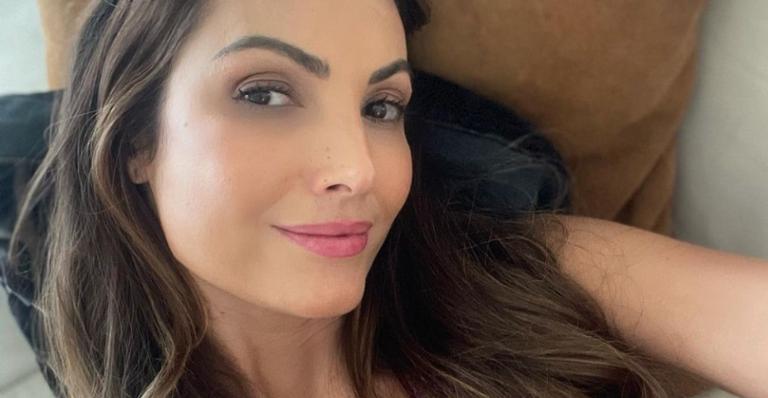 Patrícia Poeta relembra viagem internacional com o filho e web reage: ”Parecem irmãos!”