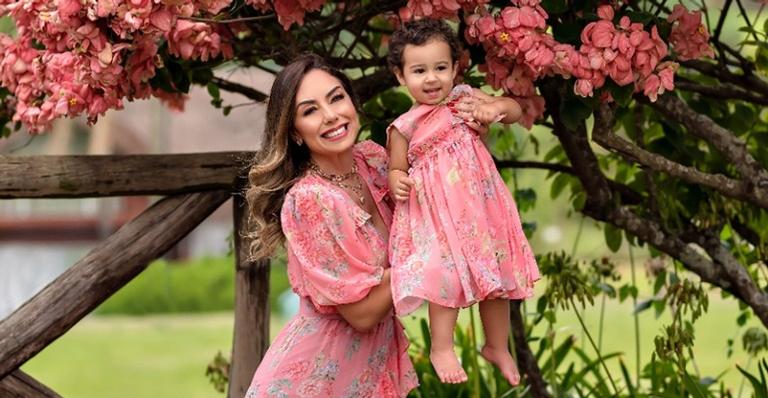 Deia Cypri quer mais um filho com o sertanejo Edson, que se recupera da Covid-19