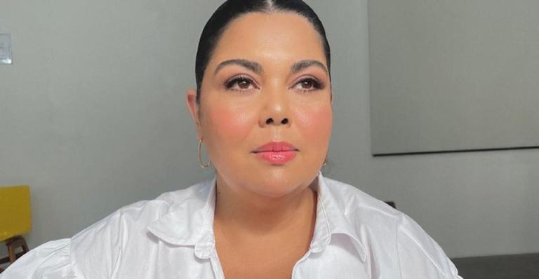 Fabiana Karla esbanja beleza ao surgir em praia paradisíaca do Recife: ”Meu berço…”