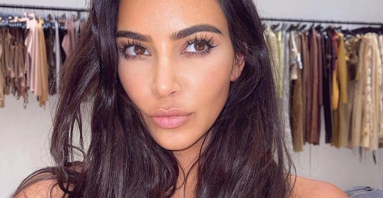 Kim Kardashian faz ensaio fotográfico de tirar o fôlego e fãs elogiam: ”Maravilhosa”