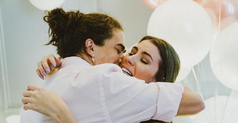 Whindersson Nunes celebra o primeiro Dia das Mães de Maria Lina