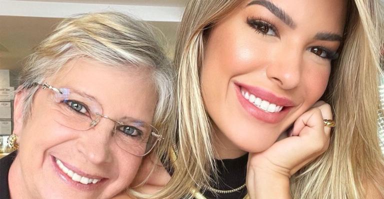À espera do primeiro filho, Lore Improta posa com sua mãe e se derrete: ”Obrigada por ser tanto”