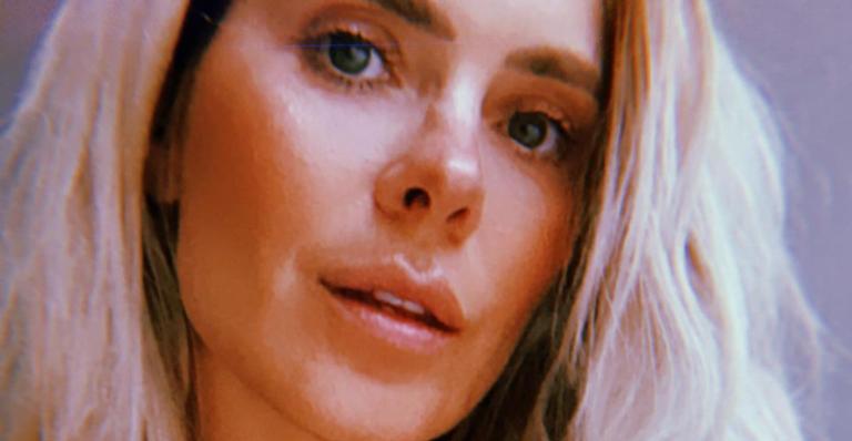 Carolina Dieckmann emociona seguidores ao homenagear a mãe: ”Saudade é das dores mais bonitas”