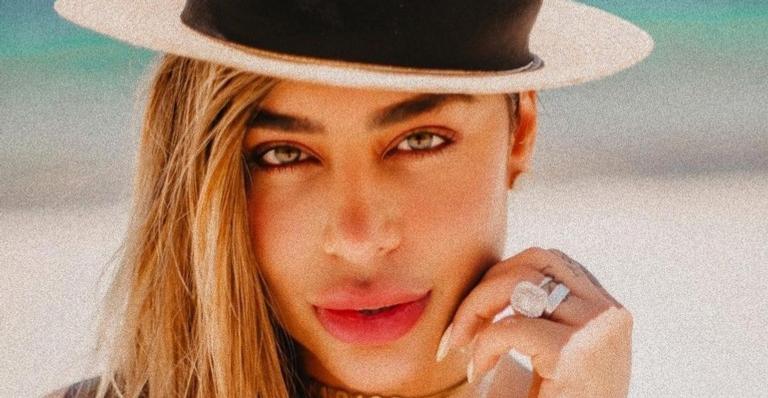 Com biquíni fininho, Rafaella Santos ostenta corpaço escultural em cenote no México: ”Espetáculo!”