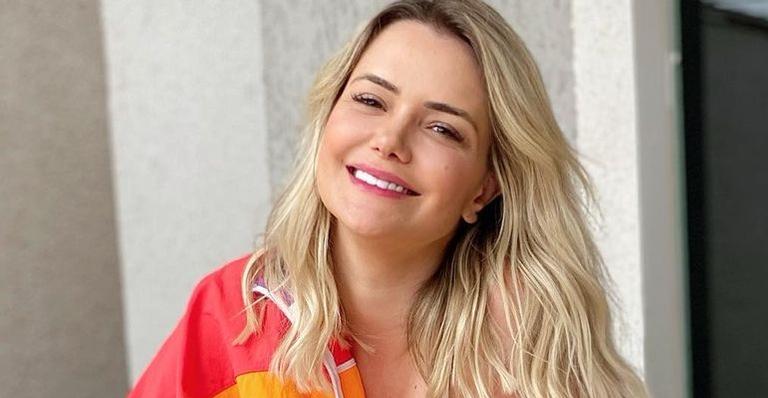 Marcela Mc Gowan compartilha clique romântico com a namorada e faz declaração