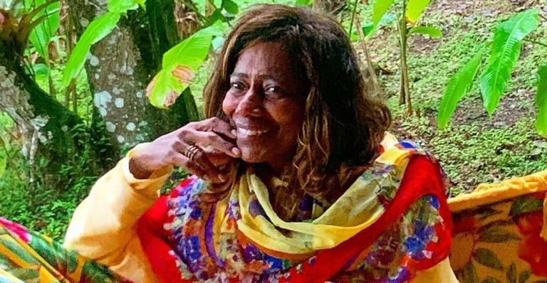 Gloria Maria celebra reencontro especial após ser vacinada: ”Quase um sonho”