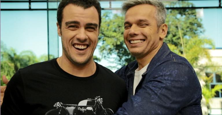 Joaquim Lopes presta homenagem a Otaviano Costa: ”Sou muito grato a ele por tudo que representa”