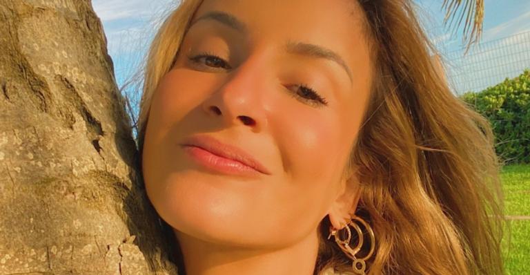 Com marido e filhos, Claudia Leitte faz declaração de amor: ”Nada é mais importante que a família”