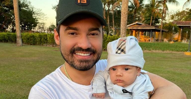 Fernando faz declaração de aniversário para Theo, filho de Sorocaba e Biah Rodrigues