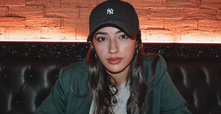 Carolina Oliveira posta clique inédito do seu casamento com Juan Ciancio