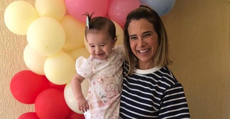 Dany Bananinha surge em cena linda ao lado da filha na natureza: ”Admire e agradeça”