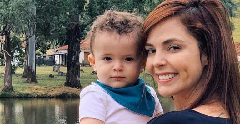 Titi Müller explode o fofurômetro ao exibir filho brincando sozinho: ”Curta sobre superação”