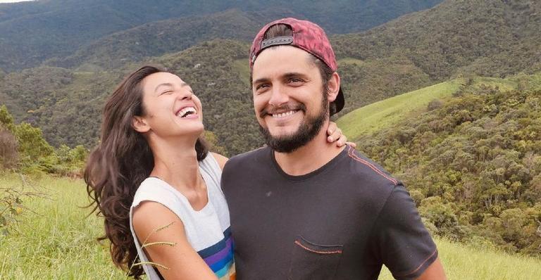 Yanna Lavigne revela segredo de seu casamento com Bruno Gissoni