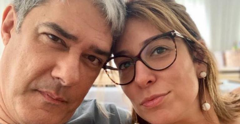 William Bonner muda o visual e faz sucesso no Instagram da esposa!