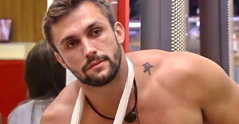 Ex-BBB Arthur Picoli manda recado para quem falou mal dele!