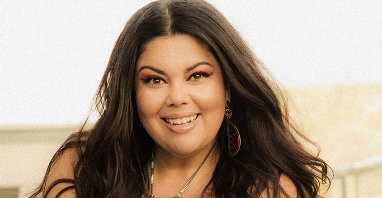 Fabiana Karla conquista marca nas redes sociais e comemora: ”Eu sou só felicidade”