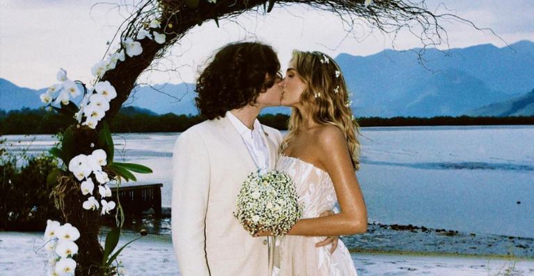 Sasha Meneghel e João Figueiredo se casam em nova cerimônia, agora em Angra dos Reis, RJ