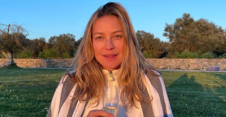 Luana Piovani reúne sua linda família em Portugal: ”Familhão amado”