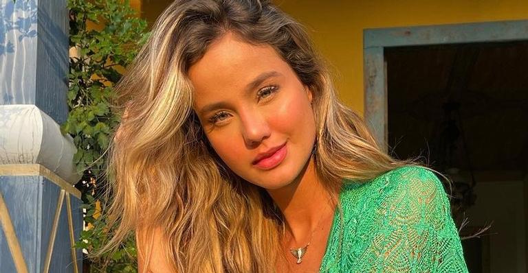 Em Pernambuco, Biah Rodriguez divide selfie belíssima de biquíni e web baba: ”Uma pintura”
