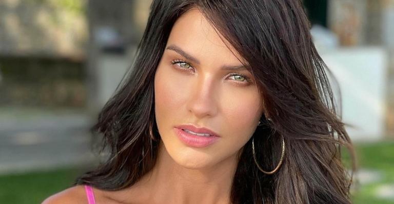 Andressa Suita surge deslumbrante com micro vestido justinho e esbanja curvas: ”Que mulher”