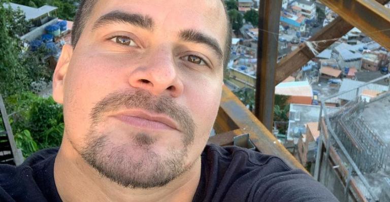 Thiago Martins resgata trecho de apresentação ao lado de Sorriso Maroto e faz a alegria dos fãs