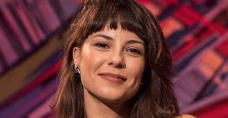 Andréia Horta exibe tatuagem de leão e confessa: ”Queria que fosse bravo, mas ele saiu sereno”