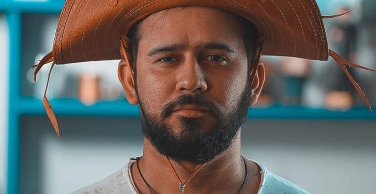 Poeta do ‘Encontro’, Bráulio Bessa, é internado com Covid-19; confira o comunicado oficial