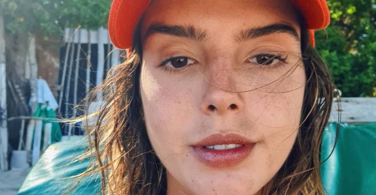Giovanna Lancellotti esbanja beleza em cenário paradisíaco de Fernando de Noronha