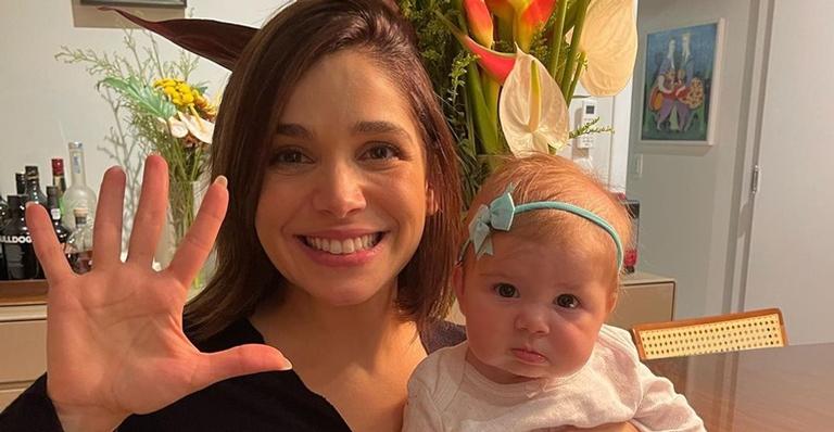 Sabrina Petraglia comemora cinco meses da filha, Maya: ”Minha rainha”
