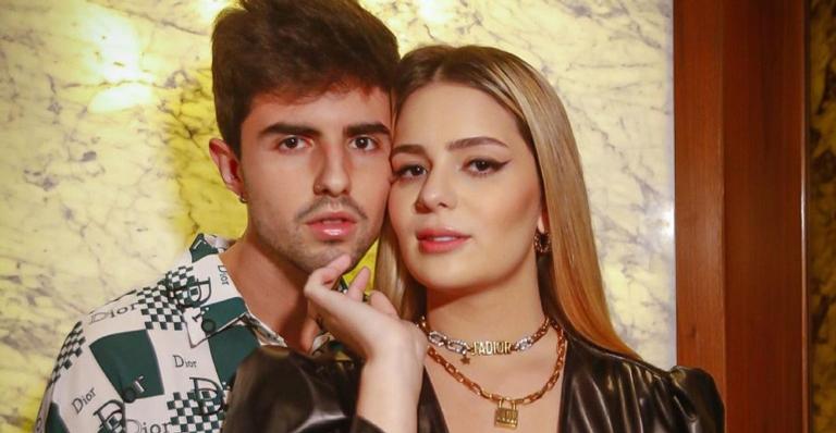 Viih Tube compartilha clique íntimo com o namorado, Bruno Magri: ”Skincare!”