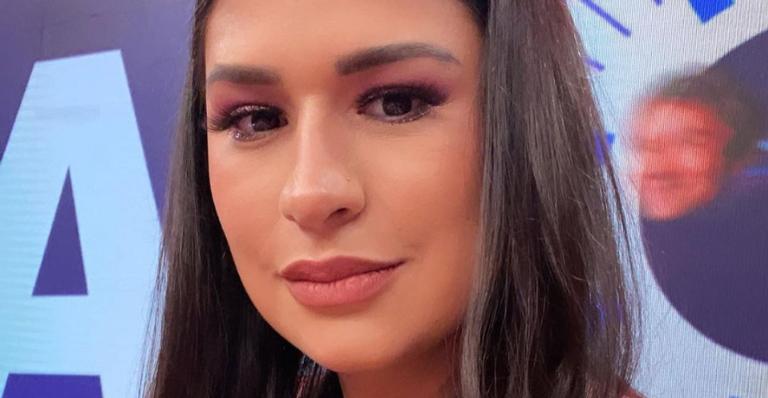 Simone Mendes passa por cirurgia de retirada do útero após sangramento de três meses