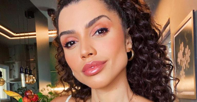 Paula Amorim remove tranças e muda visual após ‘No Limite’