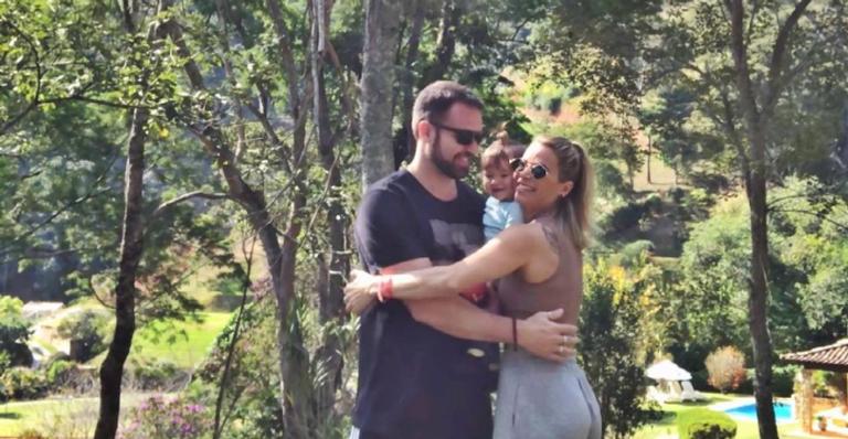 Dany Bananinha curte final de semana em família e compartilha momento com os fãs