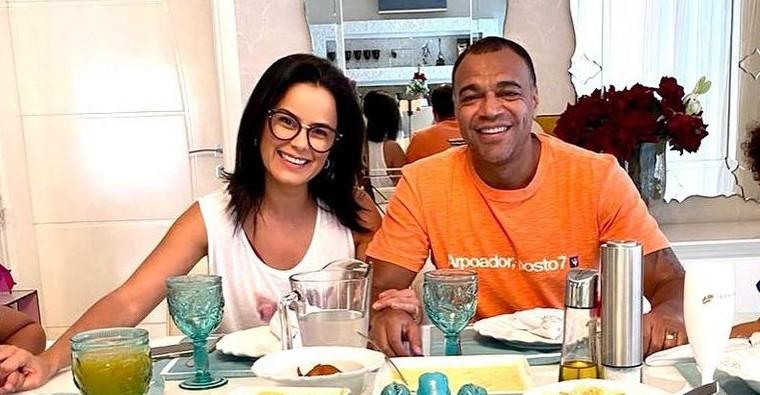 Luciele Di Camargo se declara ao completar 11 anos com Denílson: ”Sonho realizado”