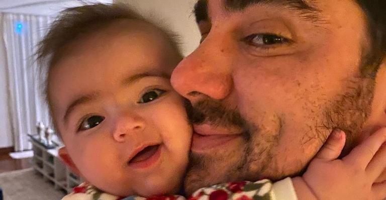 Patrícia Cardoso se derrete ao mostrar Marcelo Adnet com Alice: ”Amor que aumenta a cada dia”