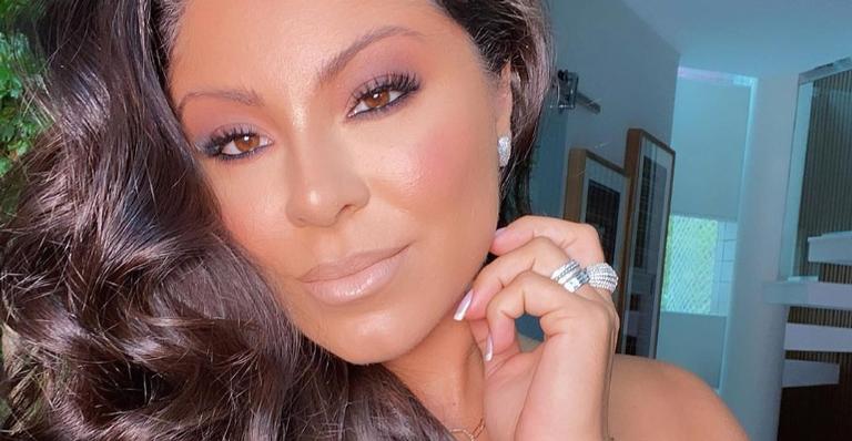 Andressa Ferreira aparece com vestido rosa coladinho e impressiona fãs com corpo escultural: “Maravilhosa!”