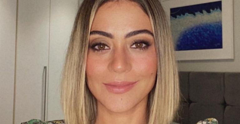 Carol Castro encanta ao compartilhar lindo registro com a filha