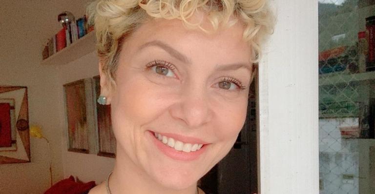 Bárbara Borges surge com novo visual e arranca elogios dos seguidores: ”Perfeita”