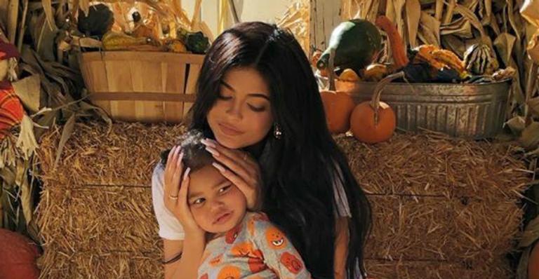 Kylie Jenner compartilha clique encantador da filha, Stormi Webster, se divertindo na banheira