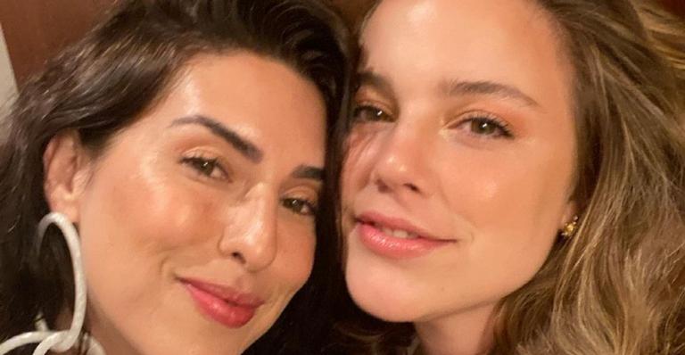 Alice Wegmann comemora aniversário de Fernanda Paes Leme: ”Siga linda e radiante”