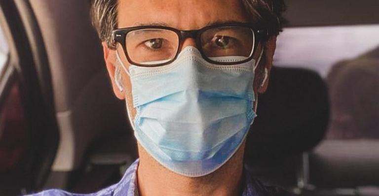 Mesmo com restrições, Rodrigo Santoro fala sobre gravar na pandemia: ”Foi muito significativo”