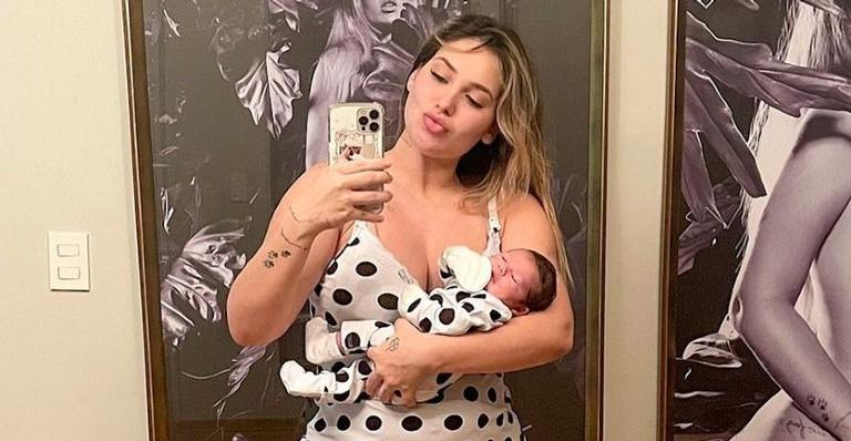 Maternidade real! Virginia Fonseca mostra seu café-da-manhã com a filha recém-nascida: “Feliz demais!”