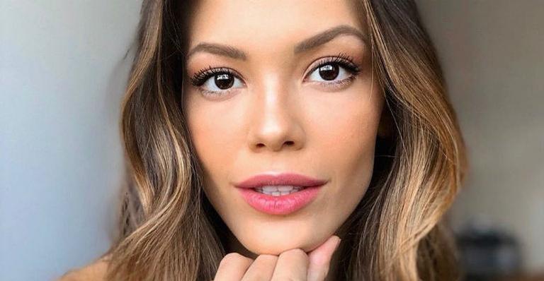 Vitoria Strada rouba a cena com foto provocante no Instagram